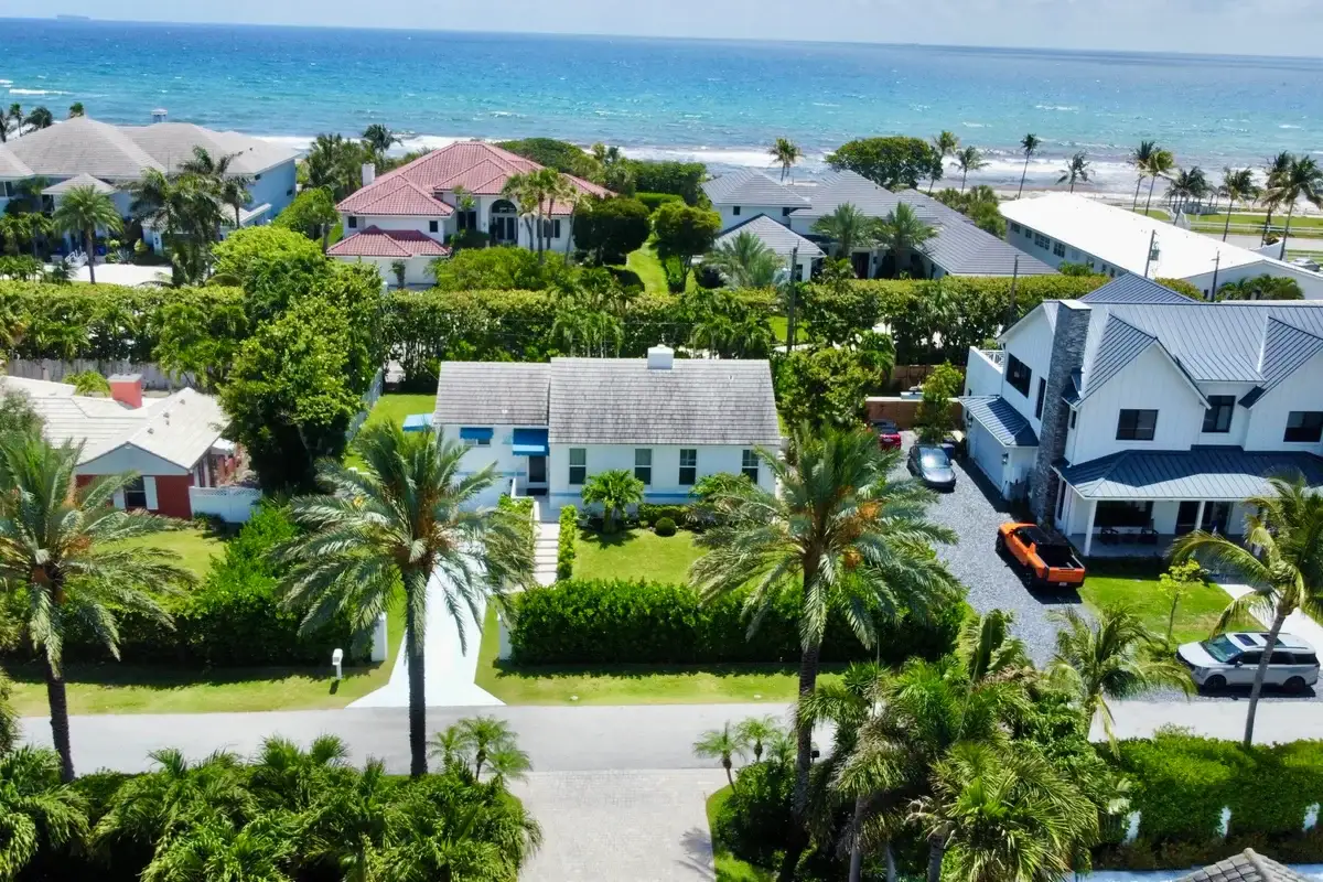 115 Dolphin Rd, Ocean Ridge: photo 1 of 38