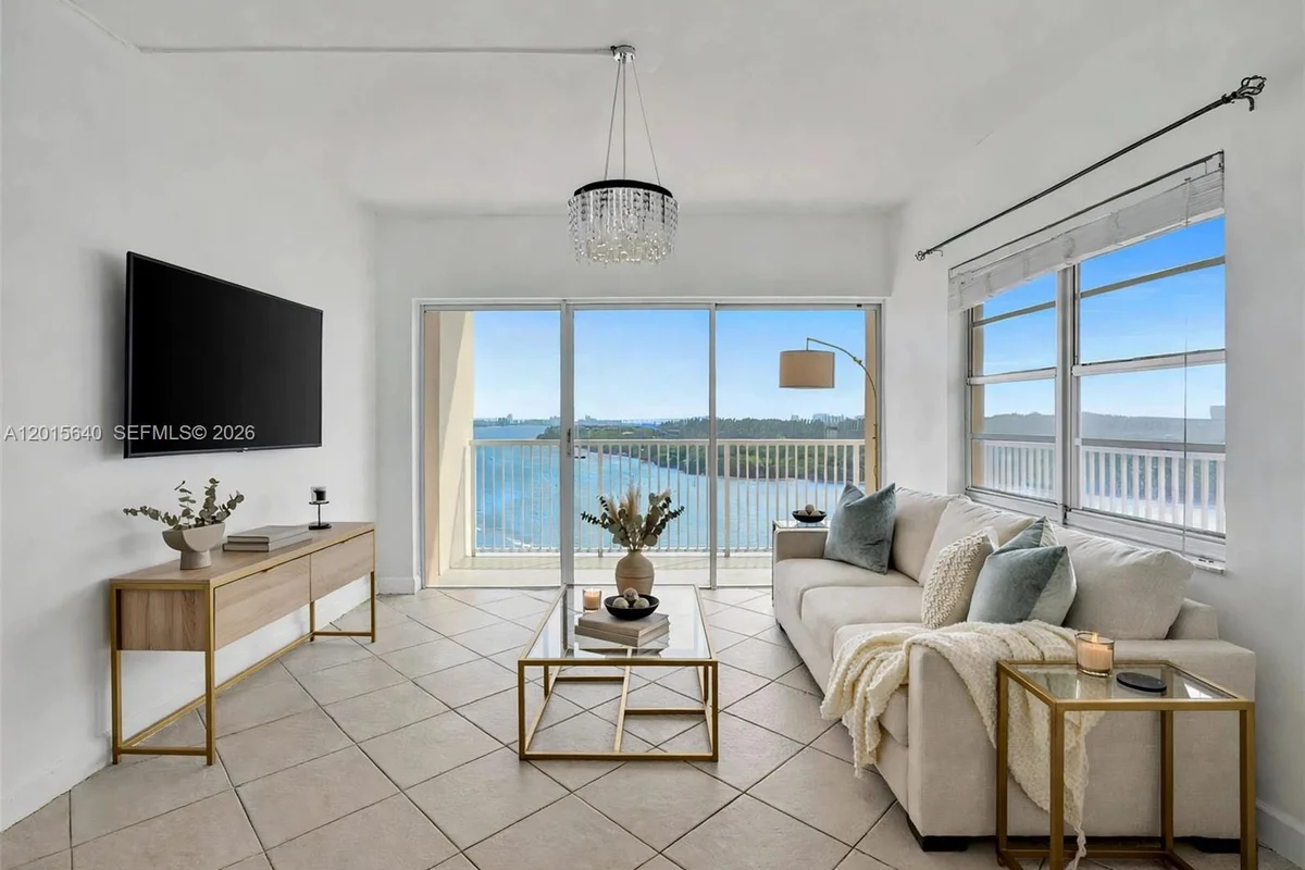 300 Bayview Dr #906, Sunny Isles Beach: photo 1 of 67