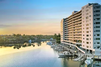 333 Sunset Dr #404, Fort Lauderdale: photo 1 of 42