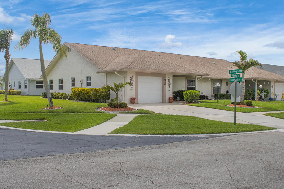 3290 Belleville Rd, West Palm Beach: photo 1 of 28