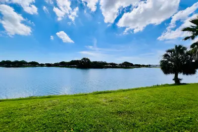 57 Chatham C, West Palm Beach: photo 1 of 20