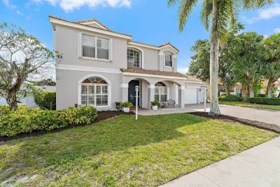 10295 Allamanda Blvd, Palm Beach Gardens: photo 1 of 52