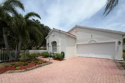 3963 Redondo Ct, Boca Raton: photo 1 of 28