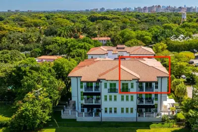 1228 Anastasia Ave #304, Coral Gables: photo 1 of 34
