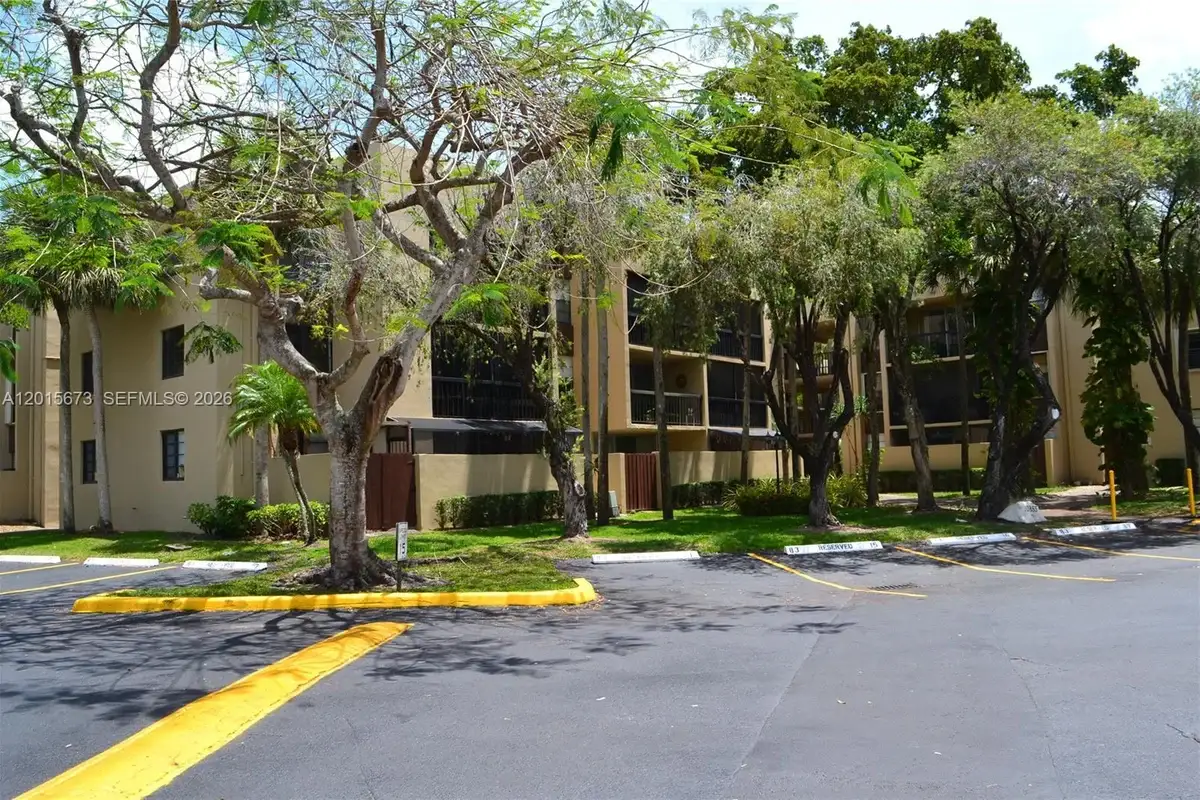 10855 SW 112th Ave #309, Miami: photo 1 of 21