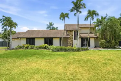 15130 SW 164th Ter, Miami: photo 1 of 66
