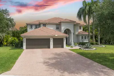 10980 NW 69th Pl, Parkland: photo 1 of 45