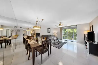 5250 Las Verdes Cir #317, Delray Beach: photo 1 of 24