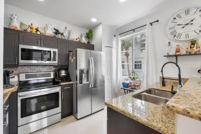12430 SW 50th St #147, Miramar: photo 1 of 43