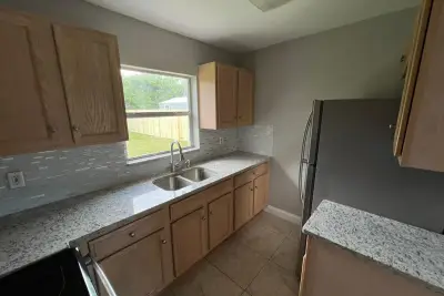 1883 Breezy Ln, West Palm Beach: photo 1 of 19