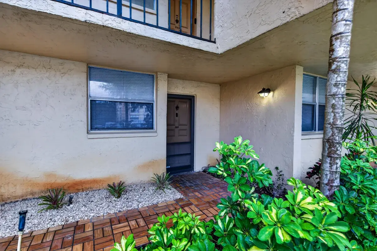 3671 Environ Blvd #169, Lauderhill: photo 1 of 47