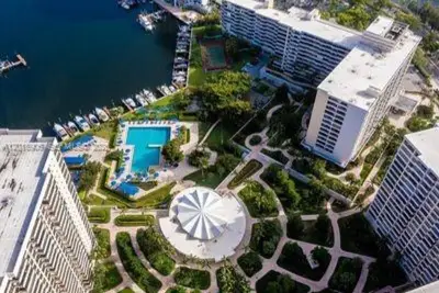 600 Three Islands Blvd #920, Hallandale Beach: photo 1 of 28
