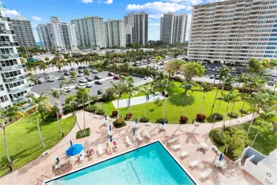 3300 NE 36th St #721, Fort Lauderdale: photo 1 of 47