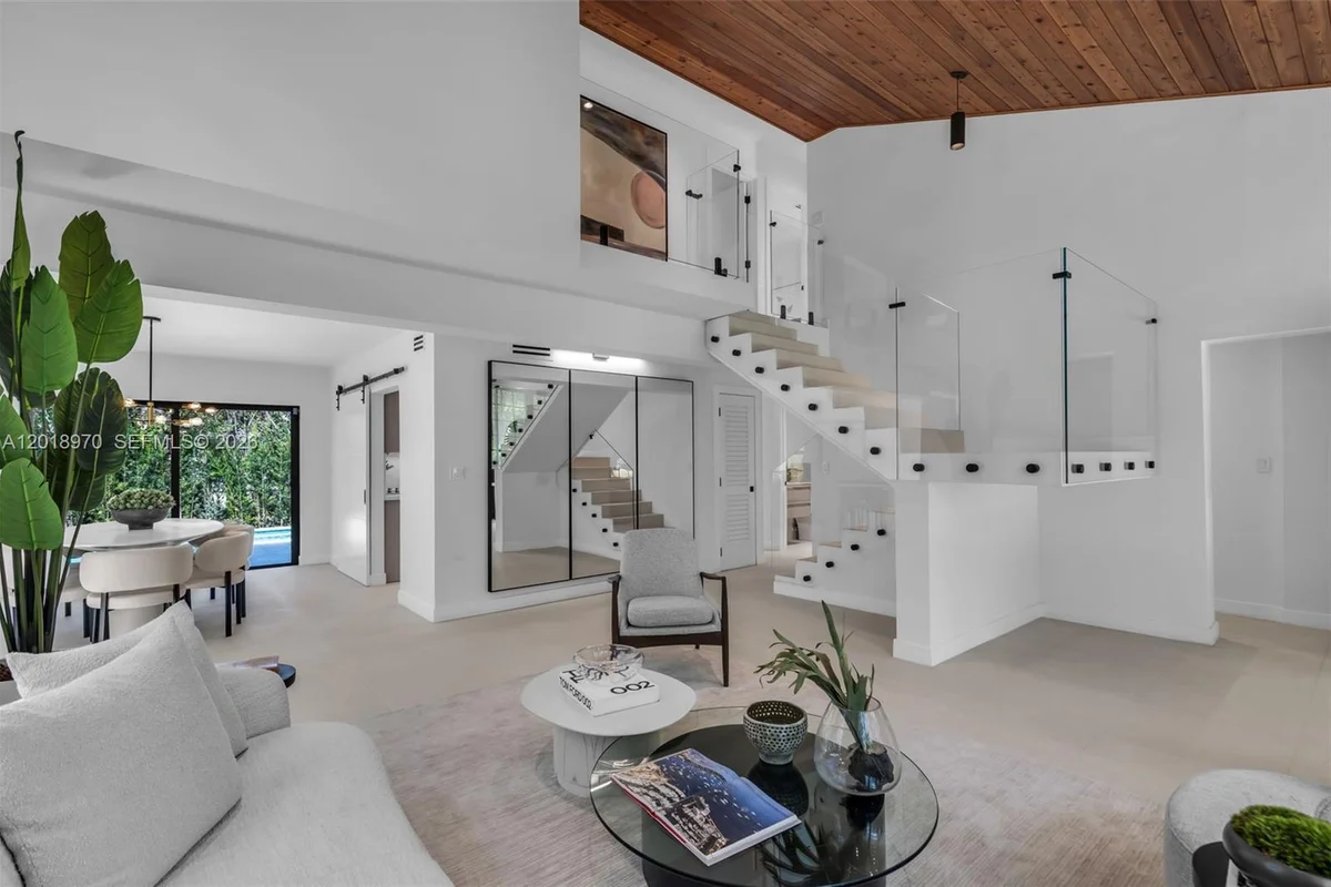1415 Trillo Ave, Coral Gables: photo 1 of 18