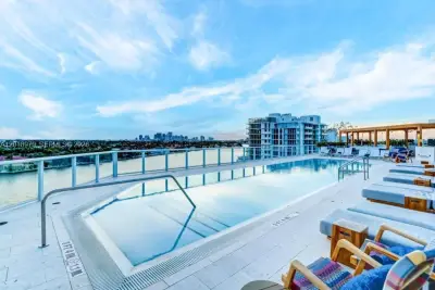 401 N Birch Rd #TH2, Fort Lauderdale: photo 1 of 14