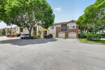 15085 Michelangelo Blvd #108, Delray Beach: photo 1 of 39