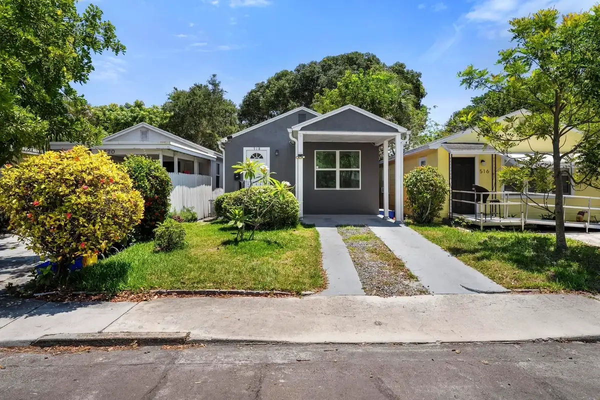 518 N C St, Lake Worth Beach: photo 1 of 28