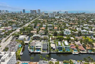325 Coconut Isle Dr, Fort Lauderdale: photo 1 of 35