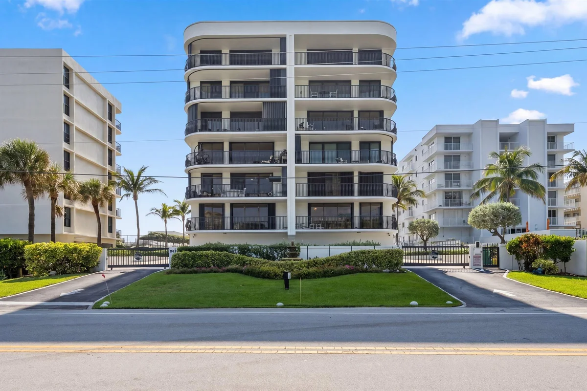 4000 S Ocean Blvd #104, South Palm Beach: photo 1 of 39