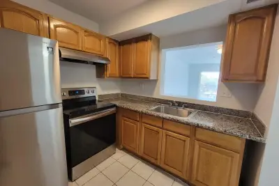 3700 NW 21st St #203, Lauderdale Lakes: photo 1 of 12