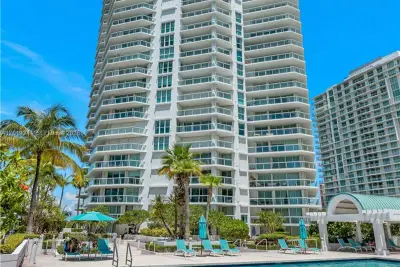 16500 Collins Ave #652, Sunny Isles Beach: photo 1 of 24
