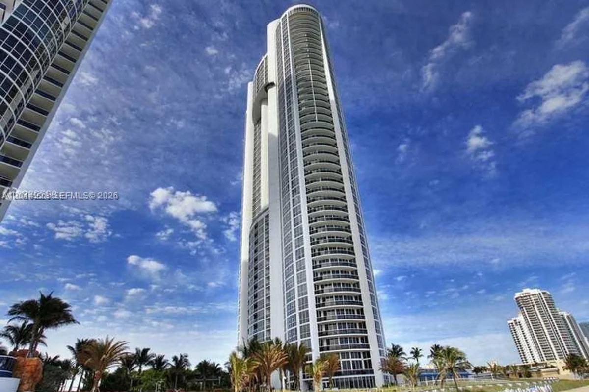18201 Collins Ave #1908, Sunny Isles Beach: photo 1 of 30