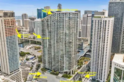 88 SW 7th St #2011, Miami: photo 1 of 55