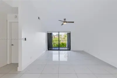 10121 W Sunrise Blvd #301, Plantation: photo 1 of 24