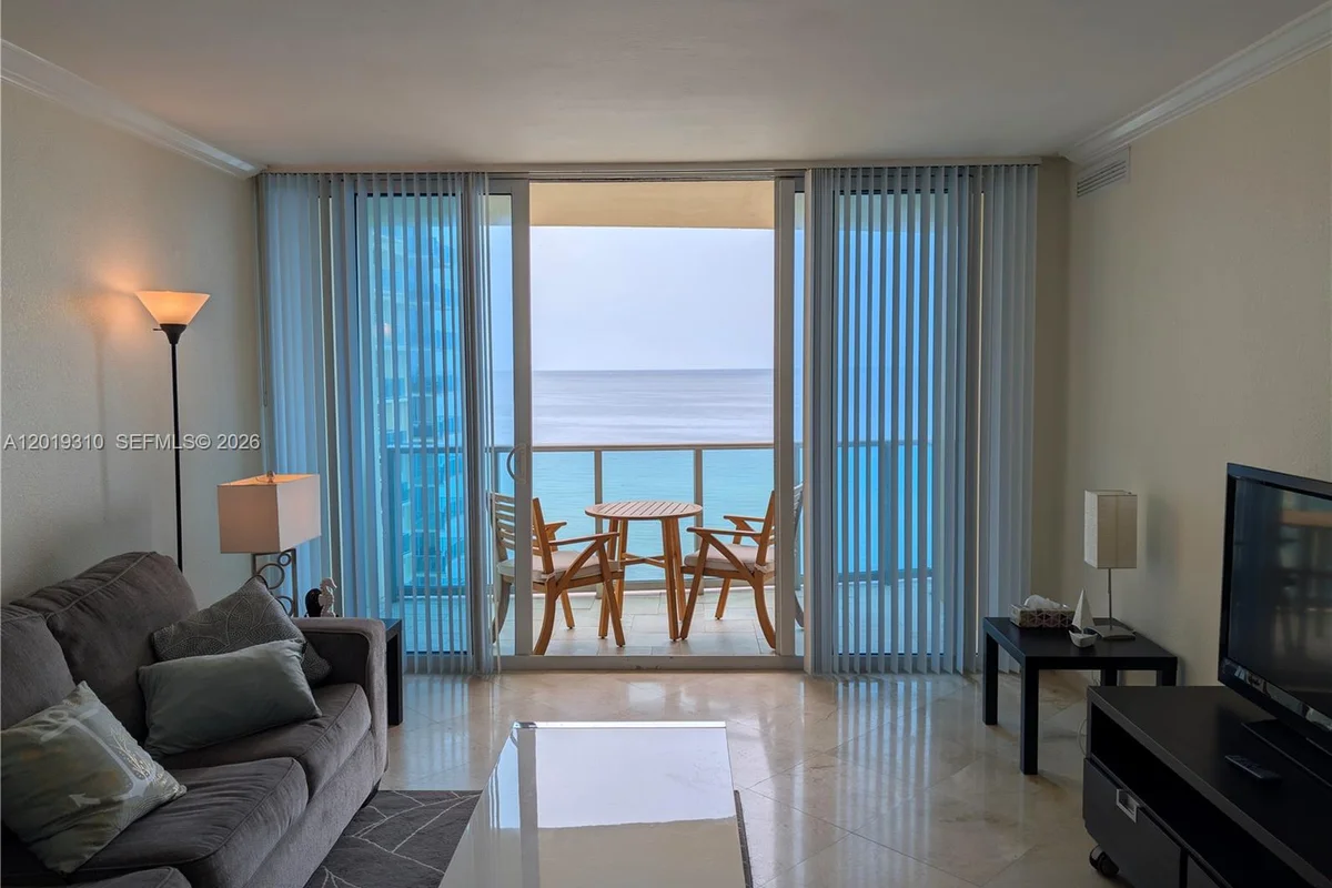 2501 S Ocean Dr #1021, Hollywood: photo 1 of 56