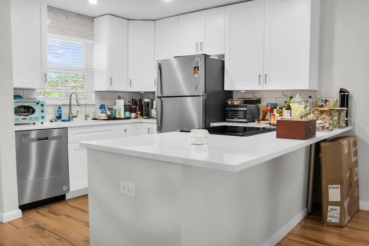 2202 NE 36th St #15, Lighthouse Point: photo 1 of 23