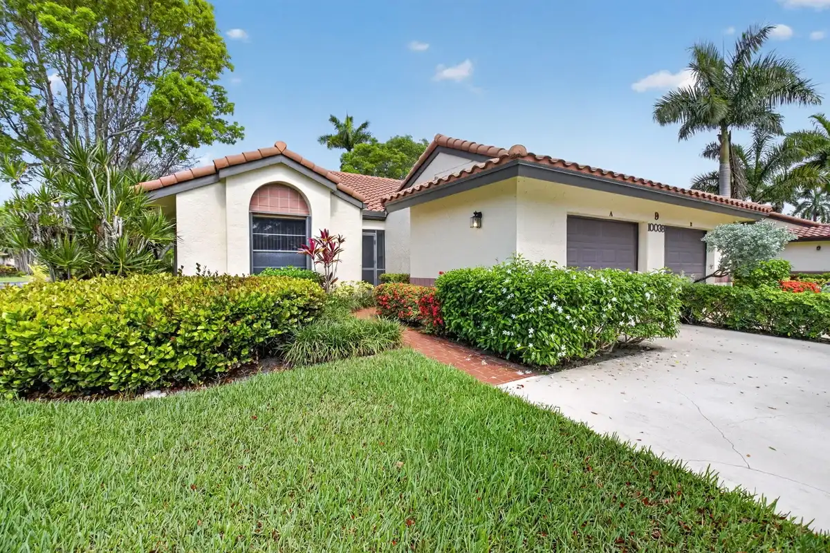 10039 Andrea Ln #A, Boynton Beach: photo 1 of 59