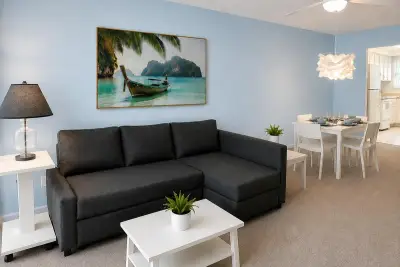 2018 S Federal Hwy #205, Boynton Beach: photo 1 of 16