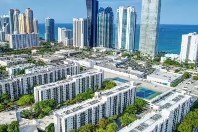 16909 N Bay Rd #601, Sunny Isles Beach: photo 1 of 9