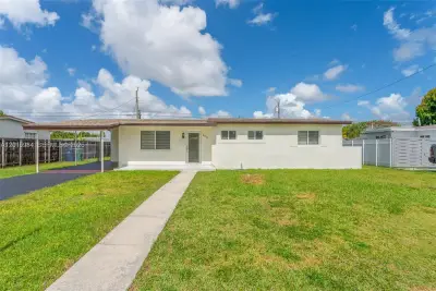 4211 SW 97th Pl, Miami: photo 1 of 38