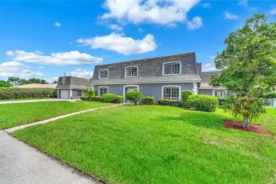 4440 NE 23rd Ave, Lighthouse Point: photo 1 of 67