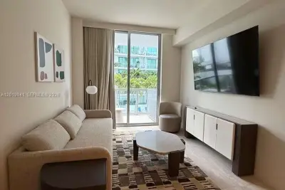 1611 SW 2nd Ave #510, Miami: photo 1 of 7