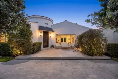 3748 Prairie Ave, Miami Beach: photo 1 of 60