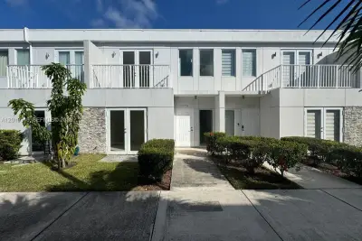13724 SW 259th St, Homestead: photo 1 of 39