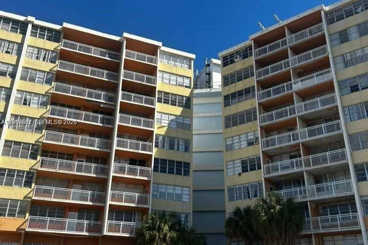 2025 NE 164th St #810, North Miami Beach: photo 1 of 1