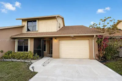 11913 Donlin Dr, Wellington: photo 1 of 28