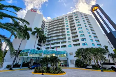 2670 E Sunrise Blvd #315, Fort Lauderdale: photo 1 of 20