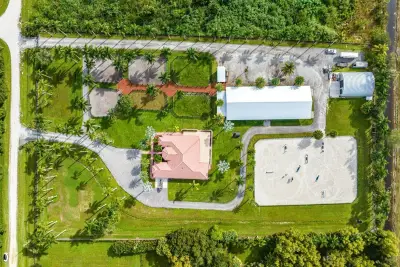 2587 Skipiks Way, Wellington: photo 1 of 100