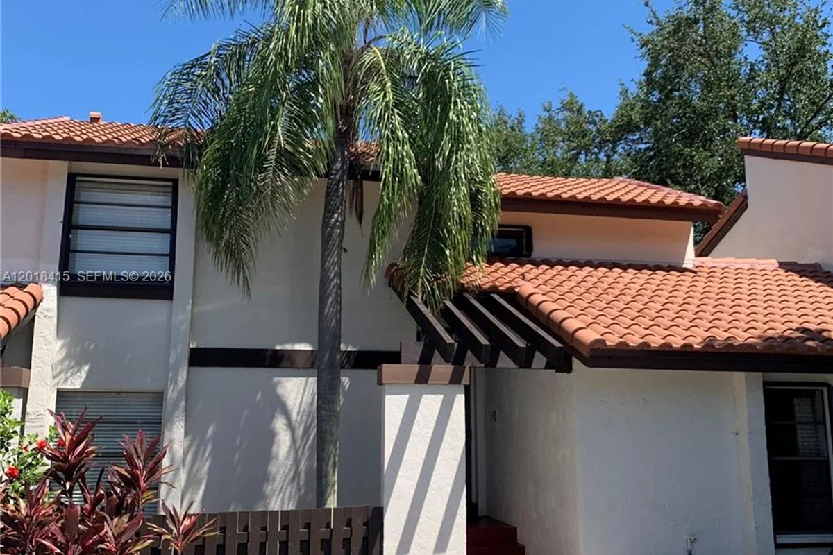 11325 SW 133rd Ct #51-3, Miami: photo 1 of 30