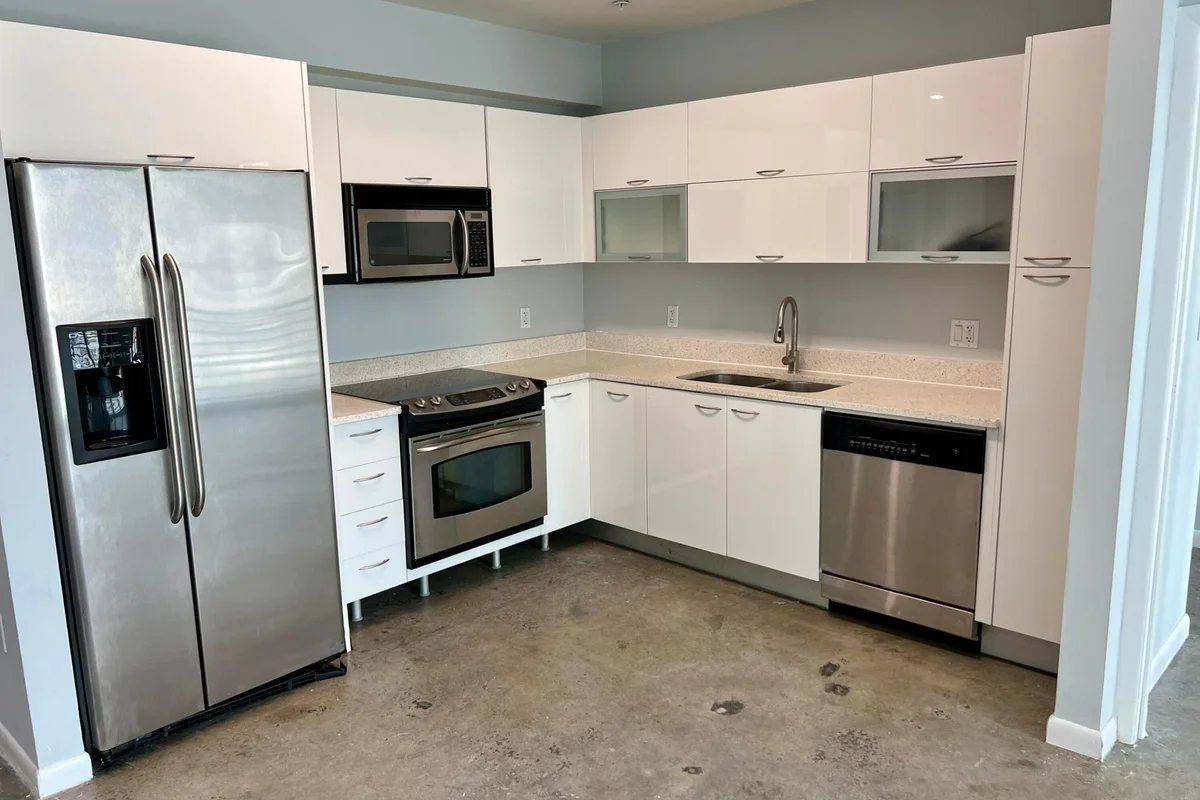 133 NE 2nd Ave #1006, Miami: photo 1 of 17