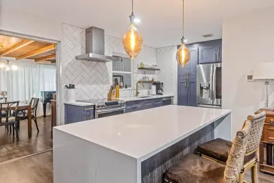 532 Foresteria Dr, West Palm Beach: photo 1 of 30