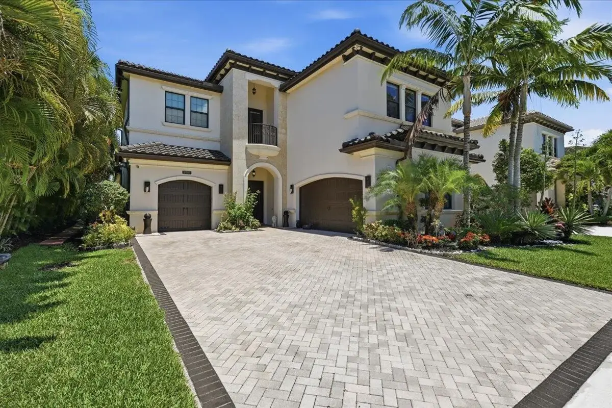 9769 Bozzano Dr, Delray Beach: photo 1 of 53