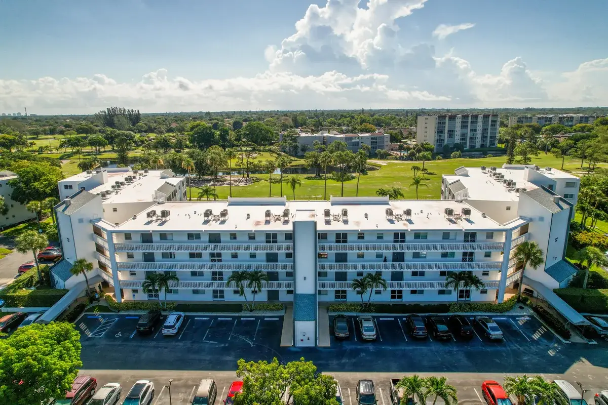 3326 Arcara Way #108, Lake Worth: photo 1 of 24