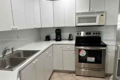3725 S Ocean Dr #615, Hollywood: photo 1 of 31