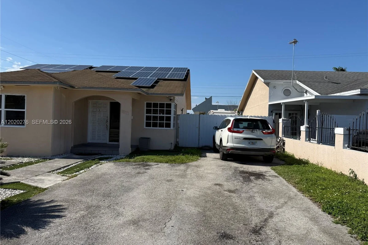 16171 SW 297th Ter, Homestead: photo 1 of 18