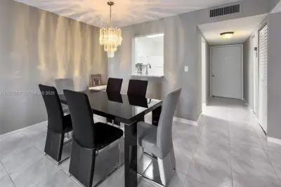 7145 Huntington Ln #303, Delray Beach: photo 1 of 26
